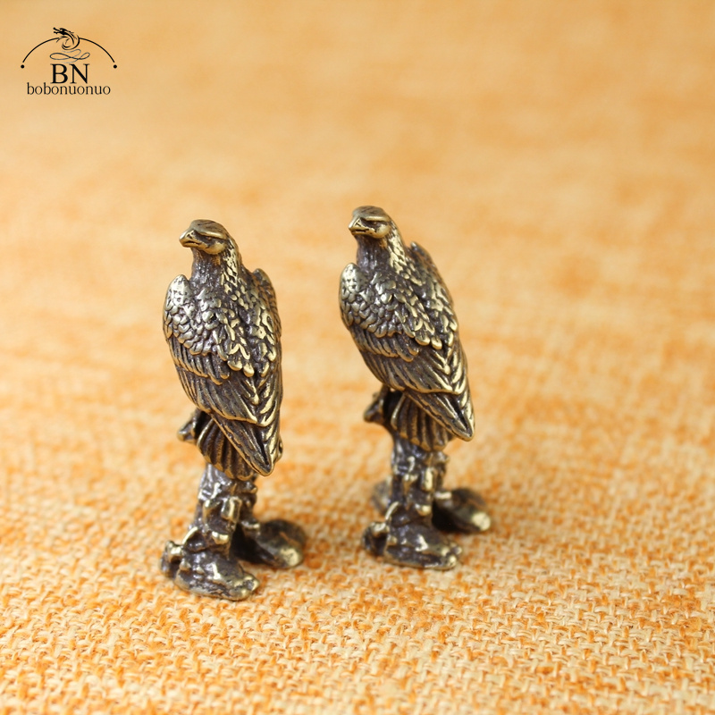 Home Decor Modern Organic - Handmade ทองเหลือง Eagle เครื่องประดับเครื่องประดับ Vintage ทองแดงโต๊ะอุปกรณ์ตกแต่งสัตว์ตกแต่งบ้าน
